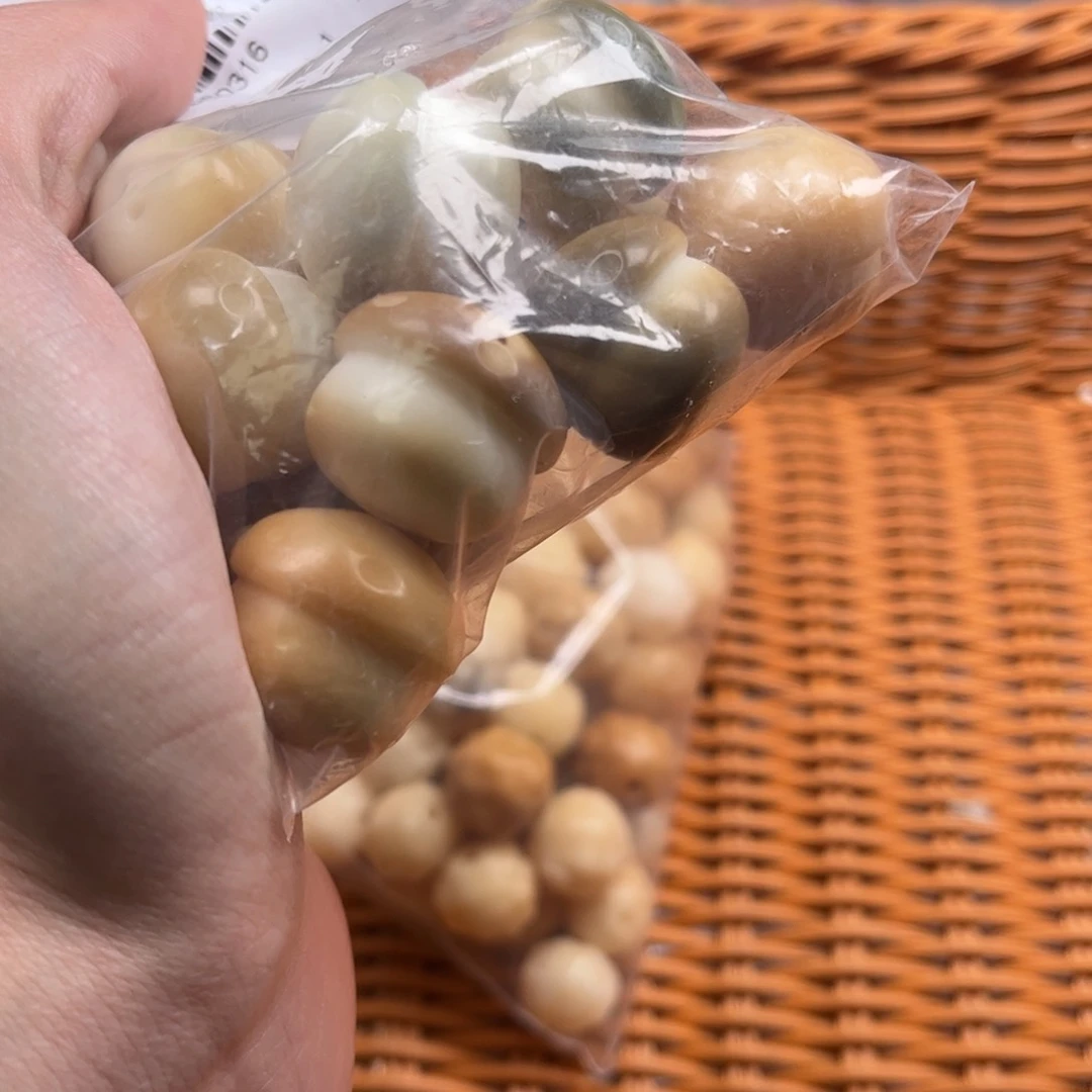 【闪购商品】白玉菩提吊坠用****2z21/微瑕蘑菇