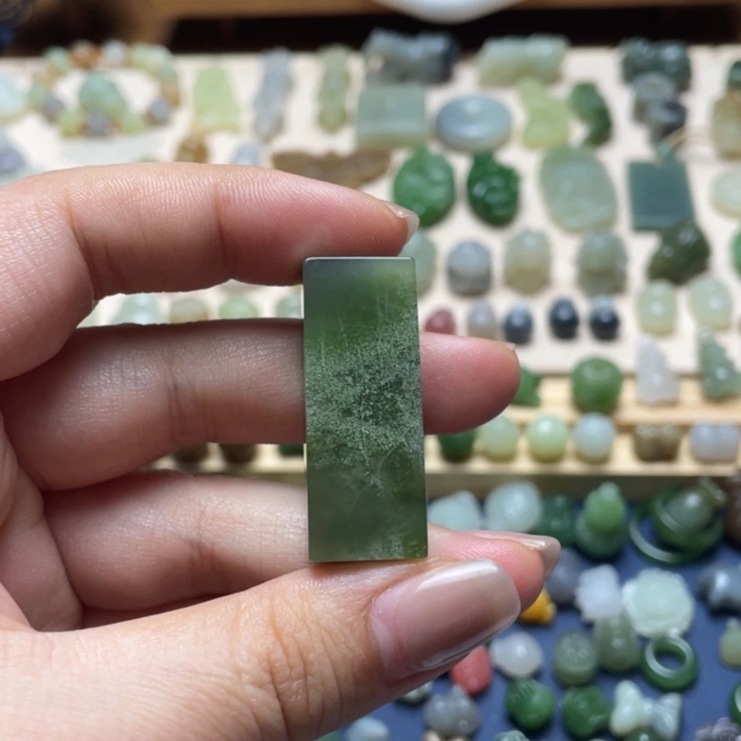 和田玉未镶嵌吊坠(不含链)