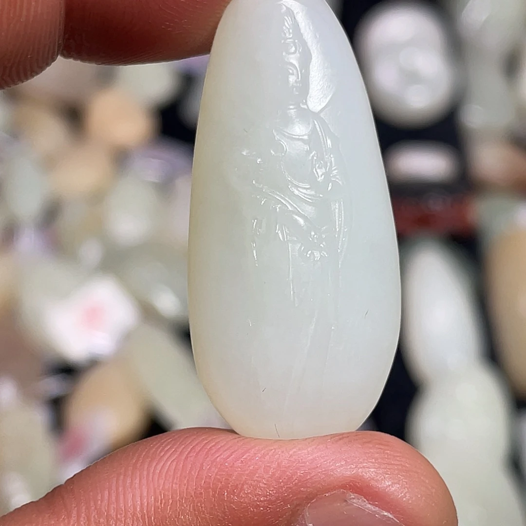 和田玉（糖玉）未镶嵌颈饰重*吊坠