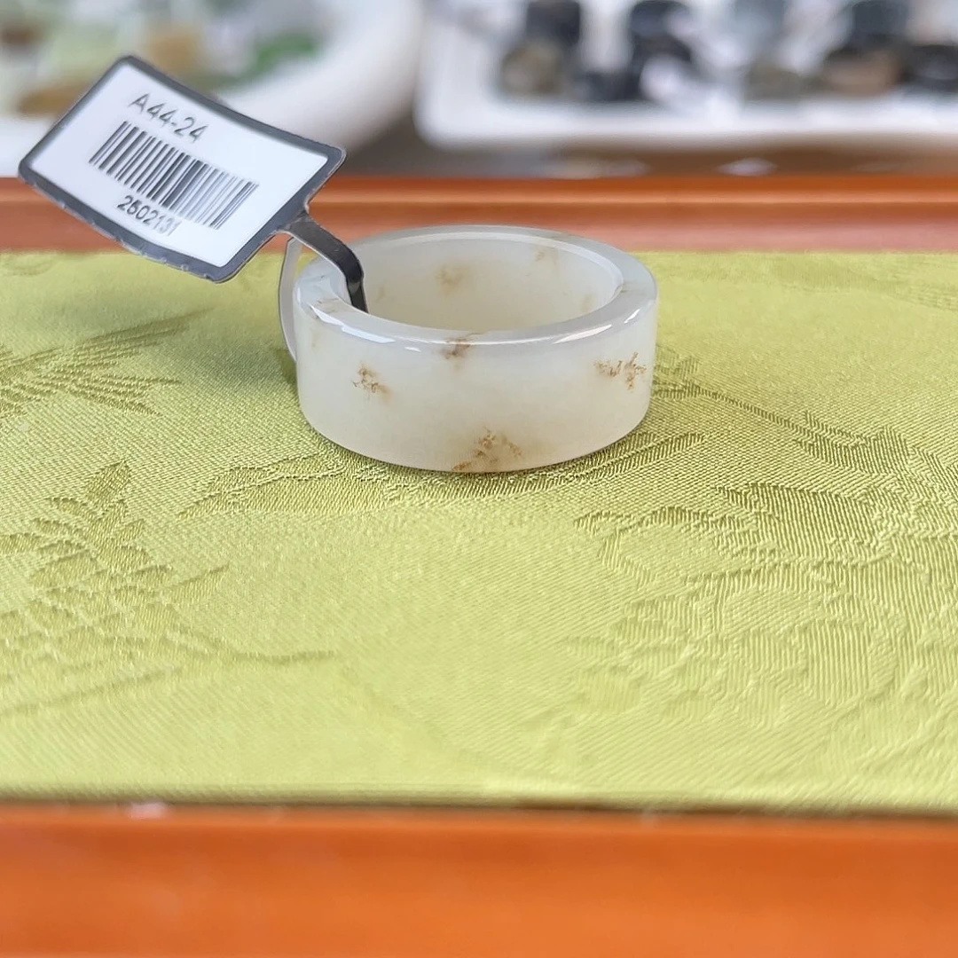 和田玉戒指未镶嵌L60 烟紫窄切不退换17.7