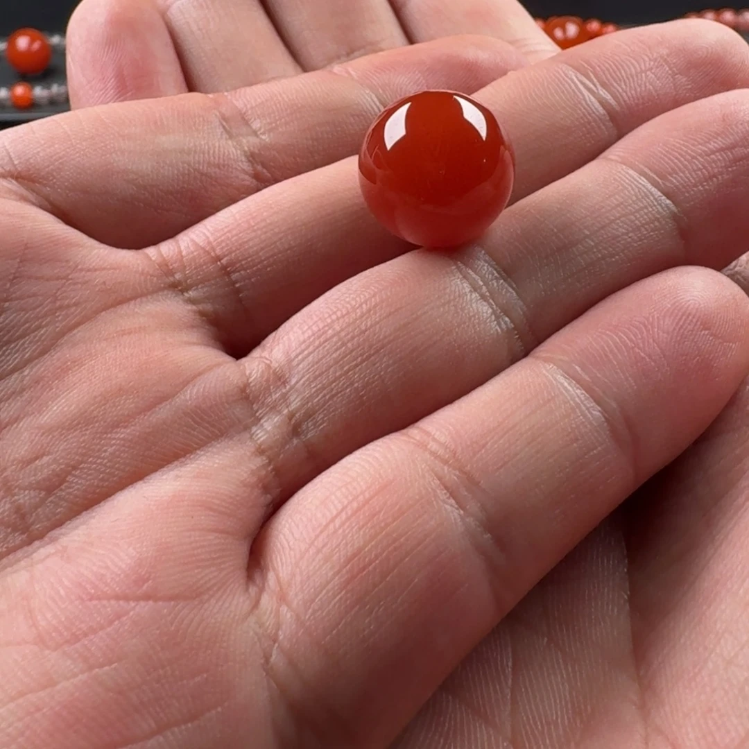 南红玛瑙未镶嵌圆珠15.5