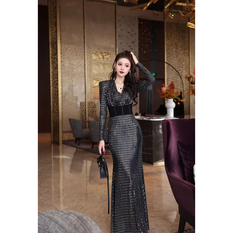 尤克菲儿  原创设计轻奢名媛高定针织烫片显瘦复古飘带连衣裙