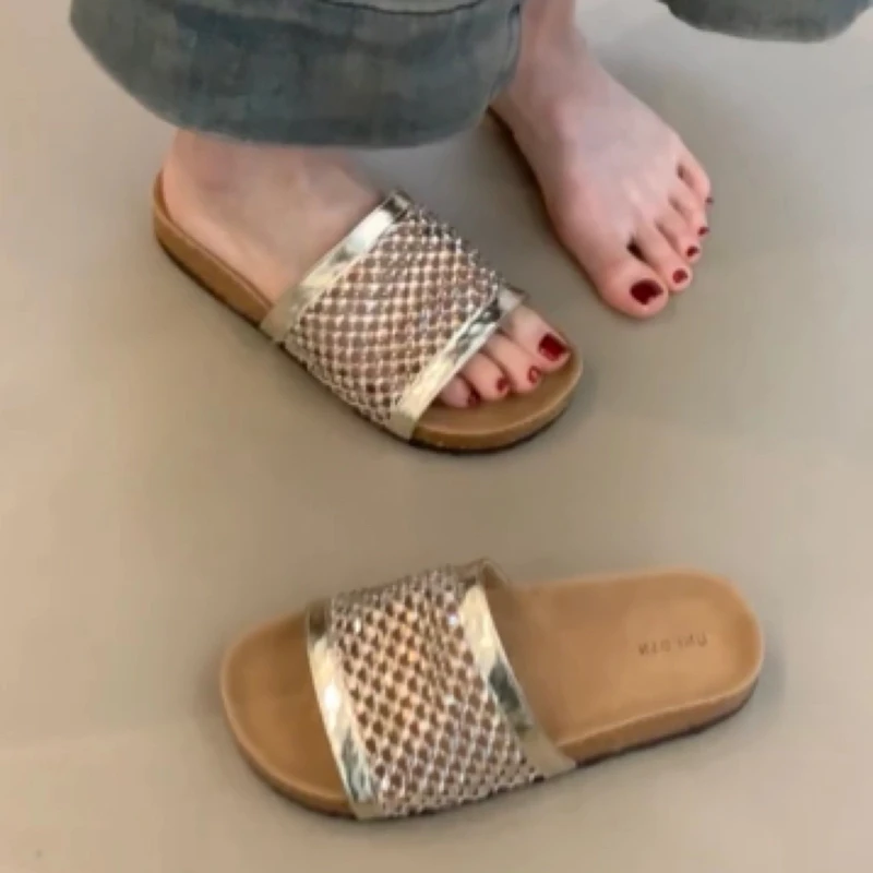 法式夏季百搭水钻镂空ins厚底一字拖2025年复古港风时尚凉拖鞋