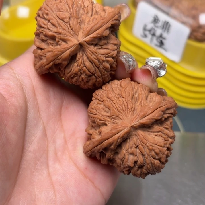 我***们文玩核桃吊坠49-27186-02