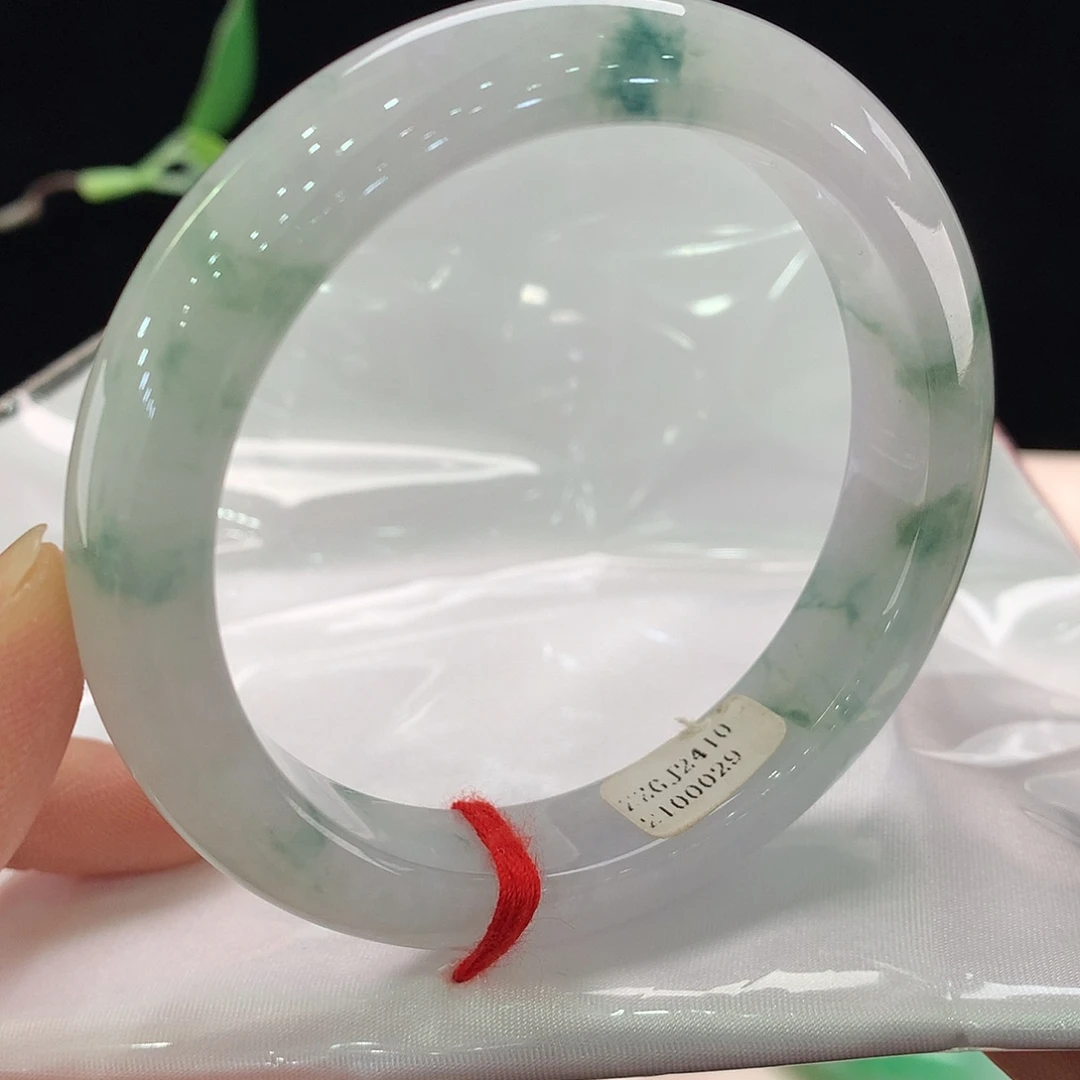 翡翠未镶嵌手镯0029