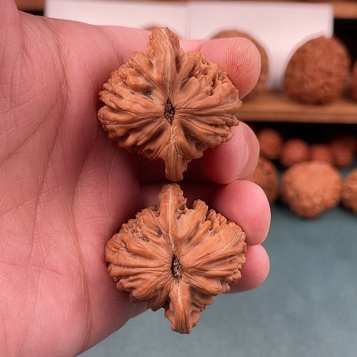 文玩核桃把件文玩核桃平谷原生态四座楼39