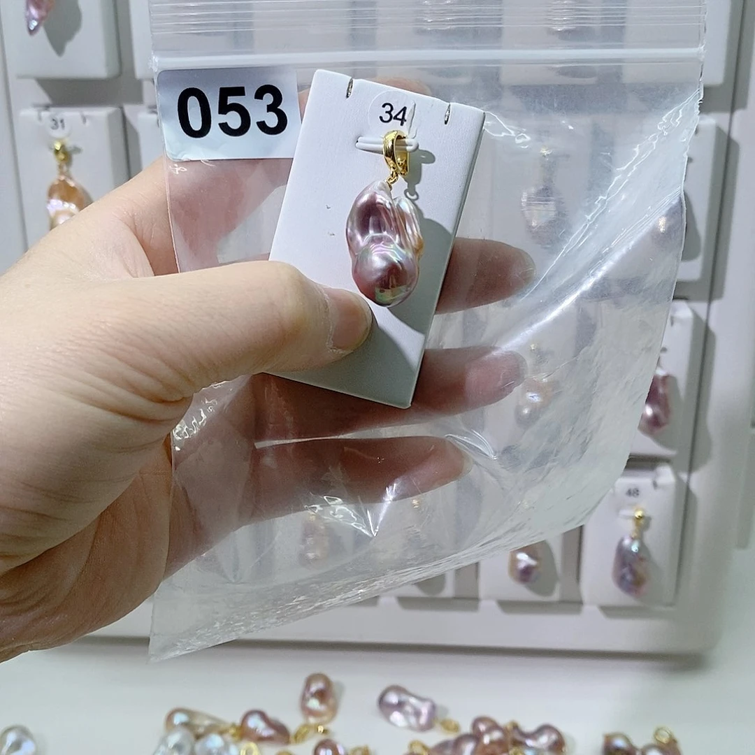 淡水珍珠合金颈饰