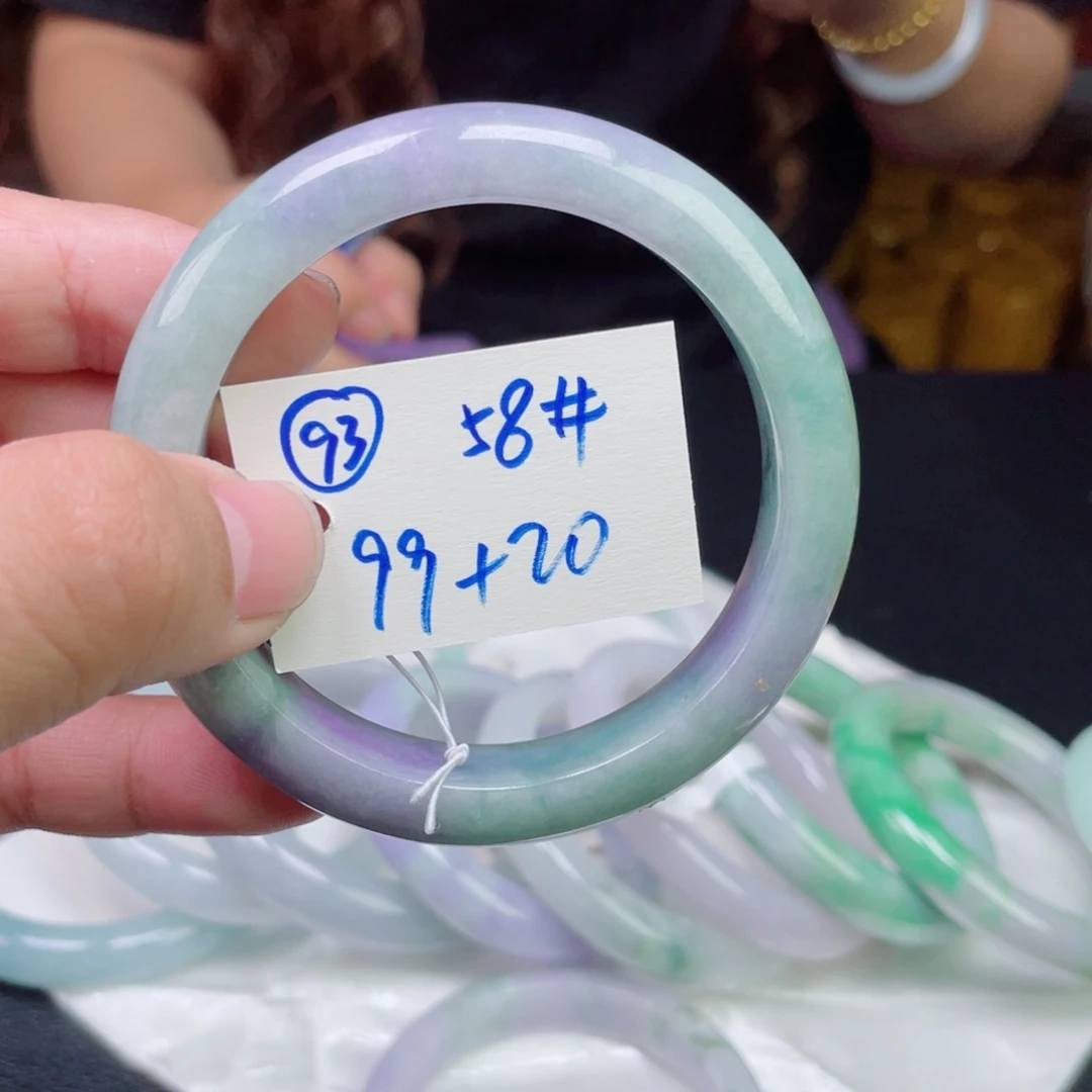 翡翠未镶嵌手镯93