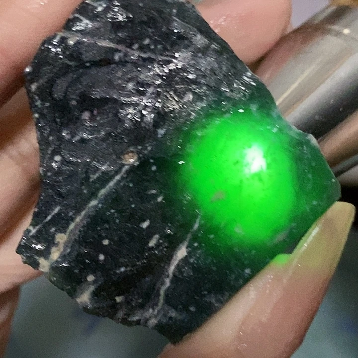 未镶嵌定制翡翠翡翠定制