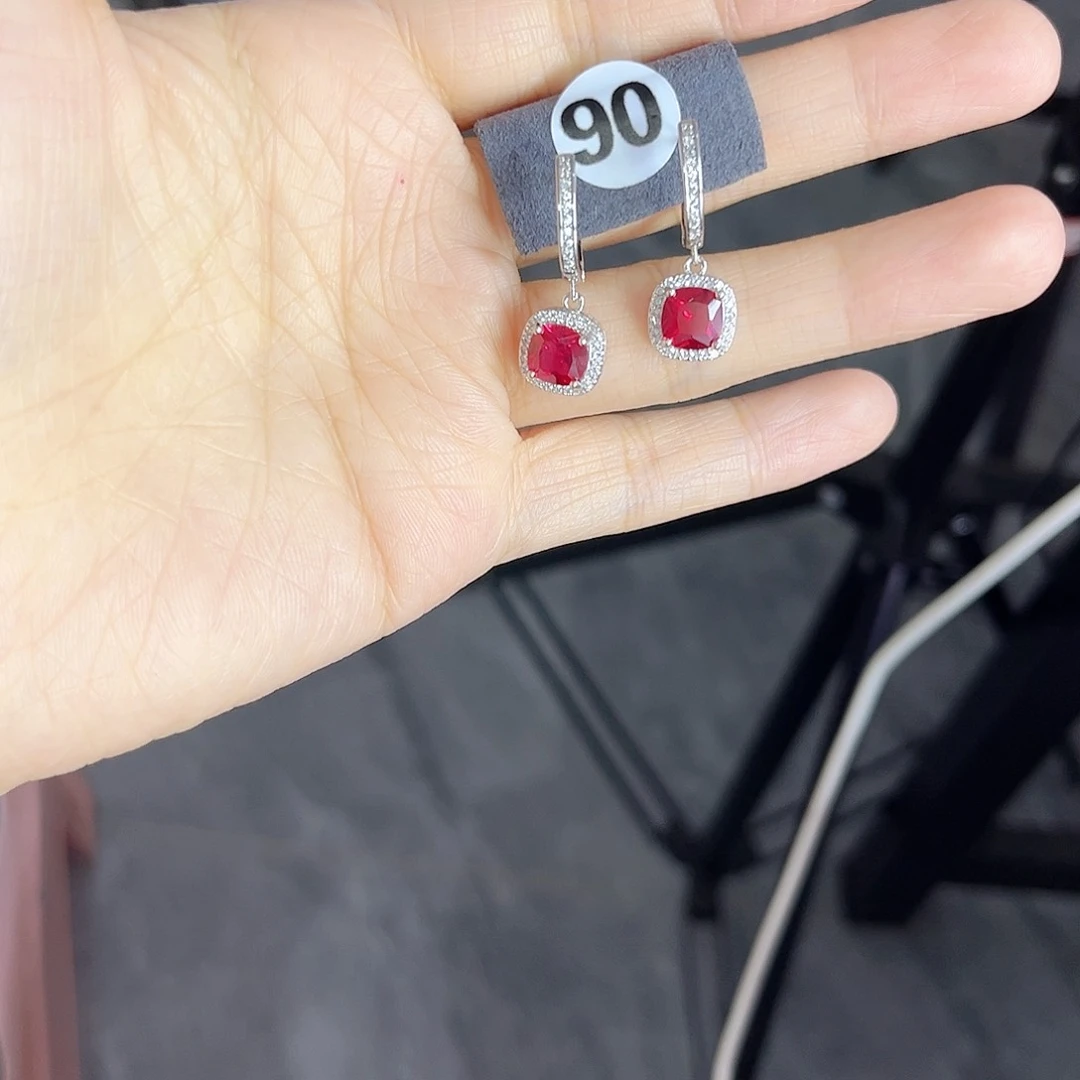 银S925镶嵌耳饰红宝石