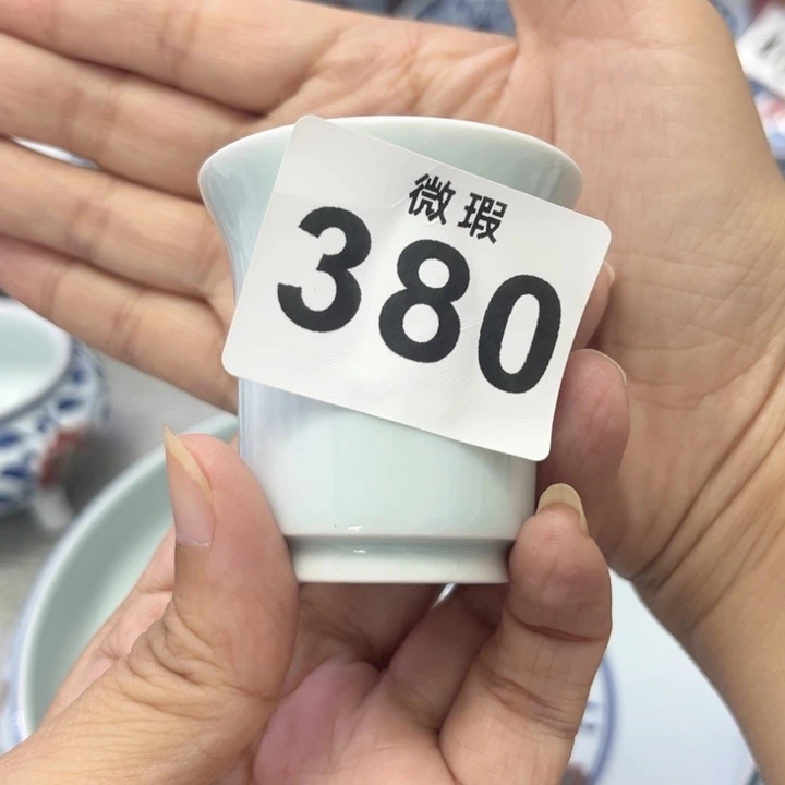 景德镇陶瓷釉里红