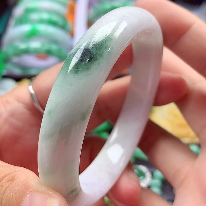 未镶嵌手镯翡翠翡翠