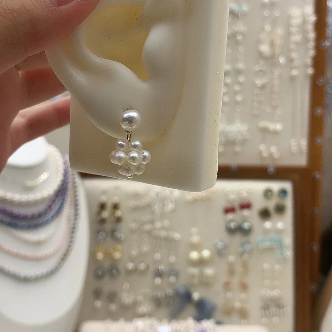 银S925镶嵌耳饰淡水珍珠