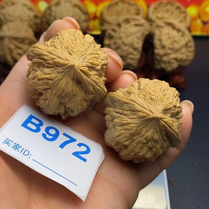 酒***杯文玩核桃把件大沽石4.0，克重49克