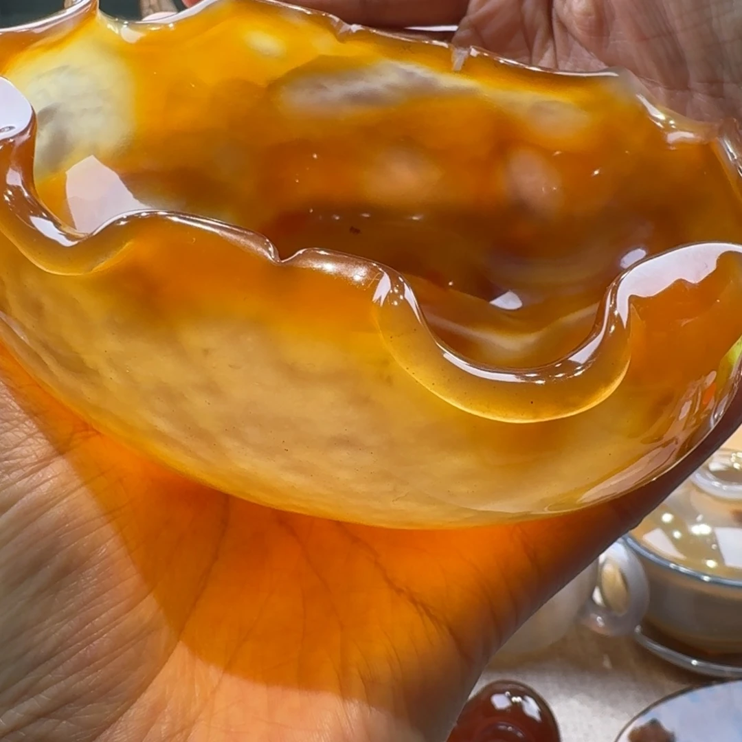 u***9玛瑙/玉髓未镶嵌玛瑙笔洗