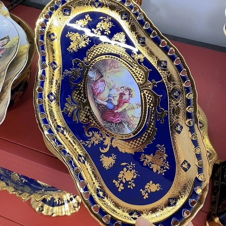 盘微瑕……………………………………