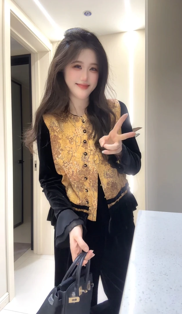 2025秋新款提花拼接马夹新中式织金纱马甲高质感穿搭