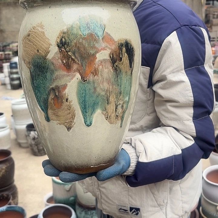 紫砂茶碗油画口径20高度30