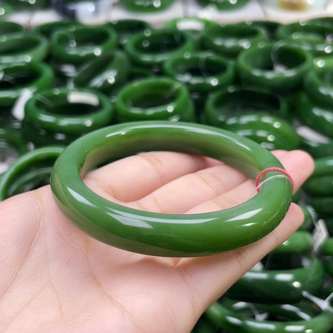 未镶嵌手镯和田玉（碧玉）