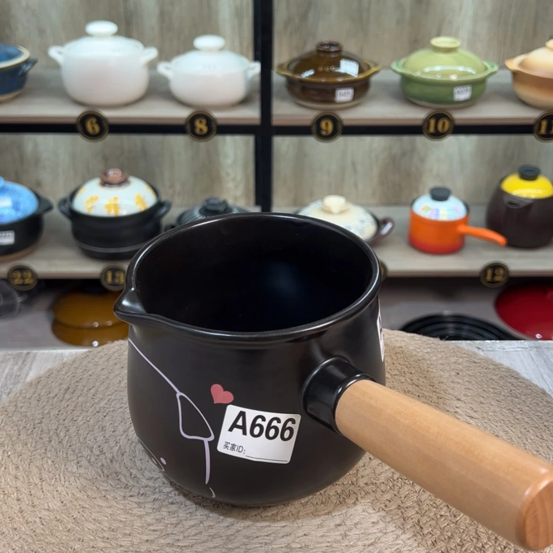 【闪购商品】1.5升砂锅微瑕疵666