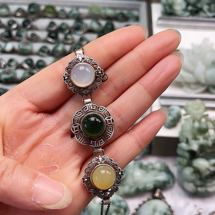 透闪石-蛇纹石玉手链未镶嵌