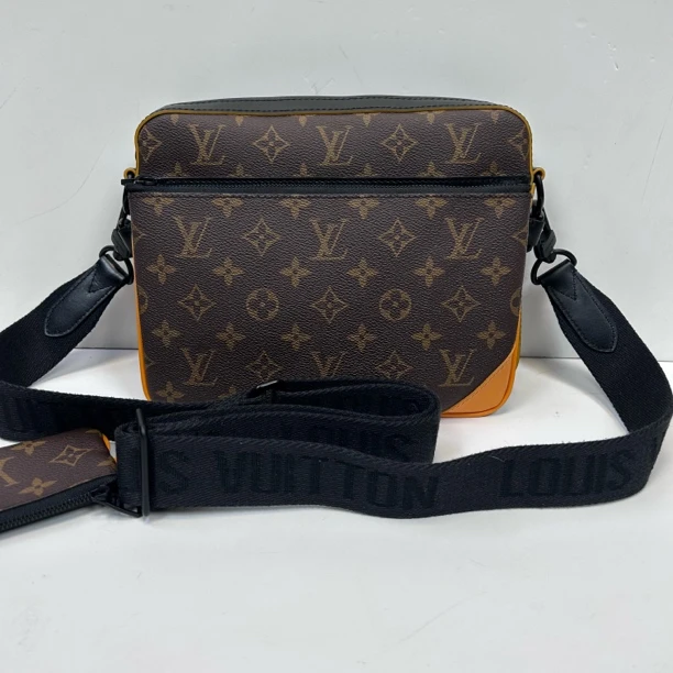 99新 LouisVuitton/路易威登 棕花芯片新款3合1斜挎包2042