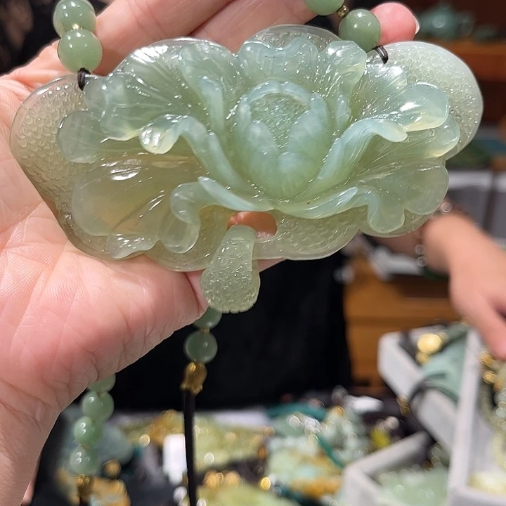 未镶嵌岫玉毛衣链