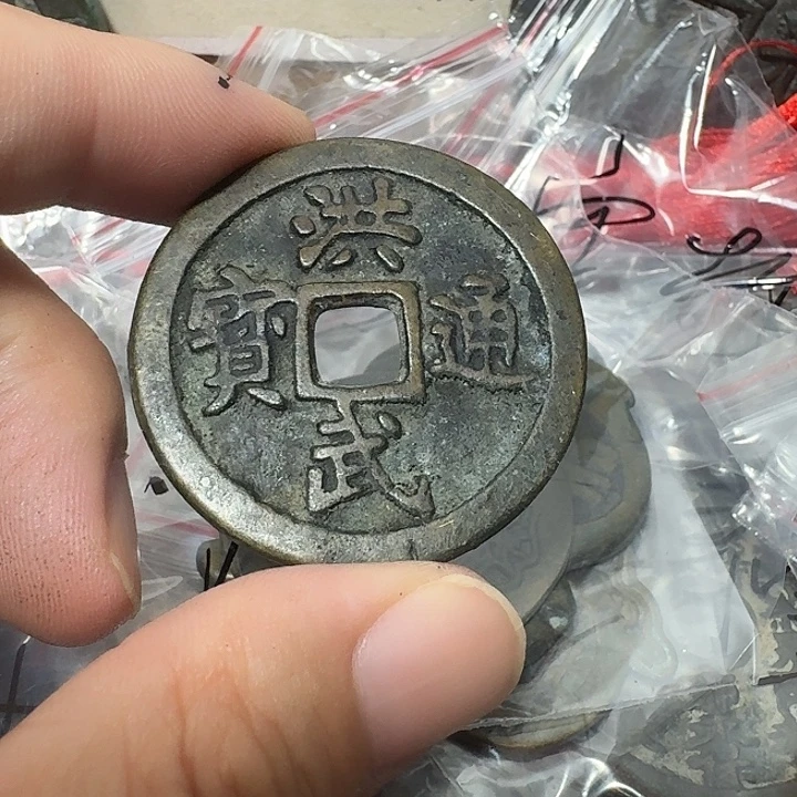 李***哥铜现代工艺品花钱