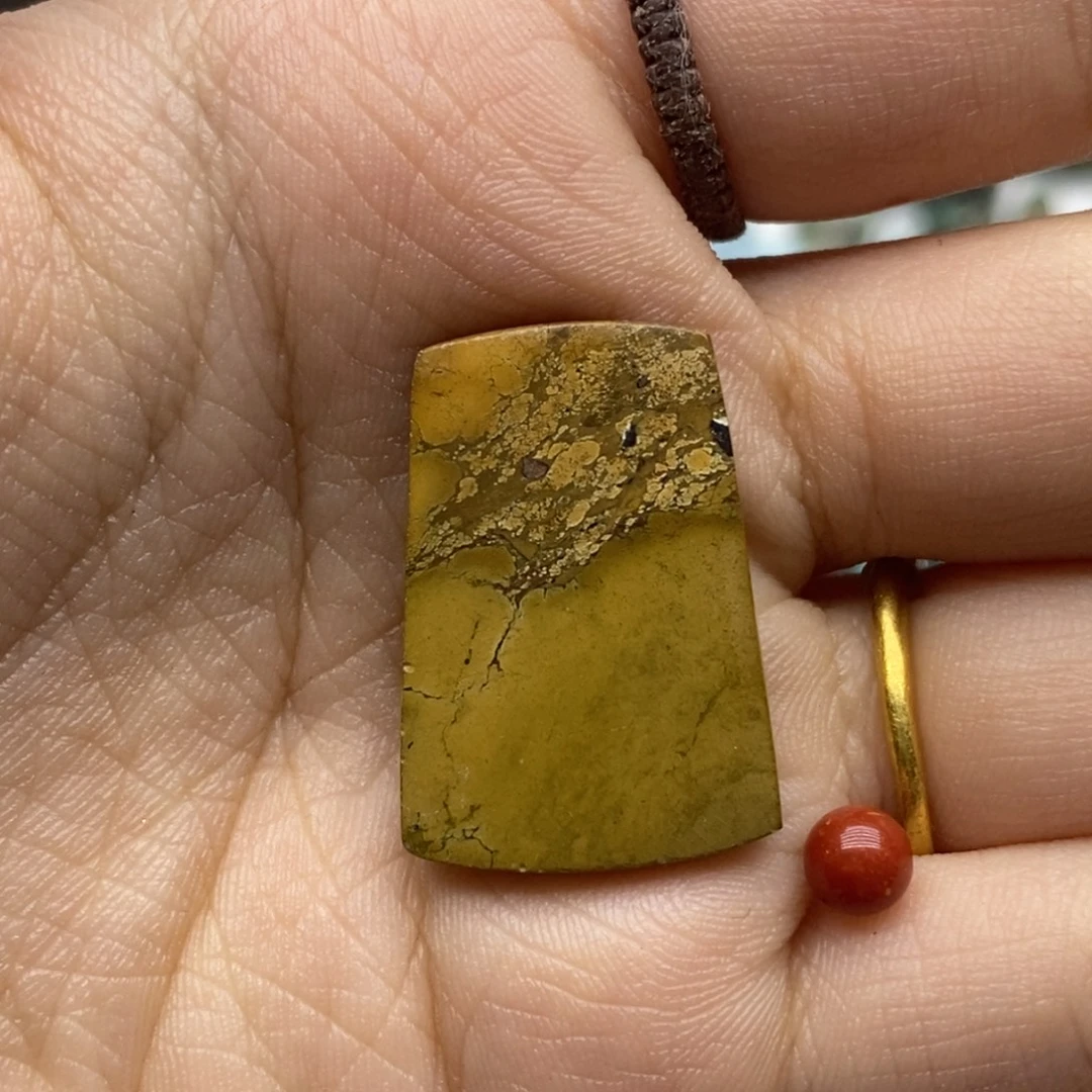 南红玛瑙未镶嵌珠宝半成品