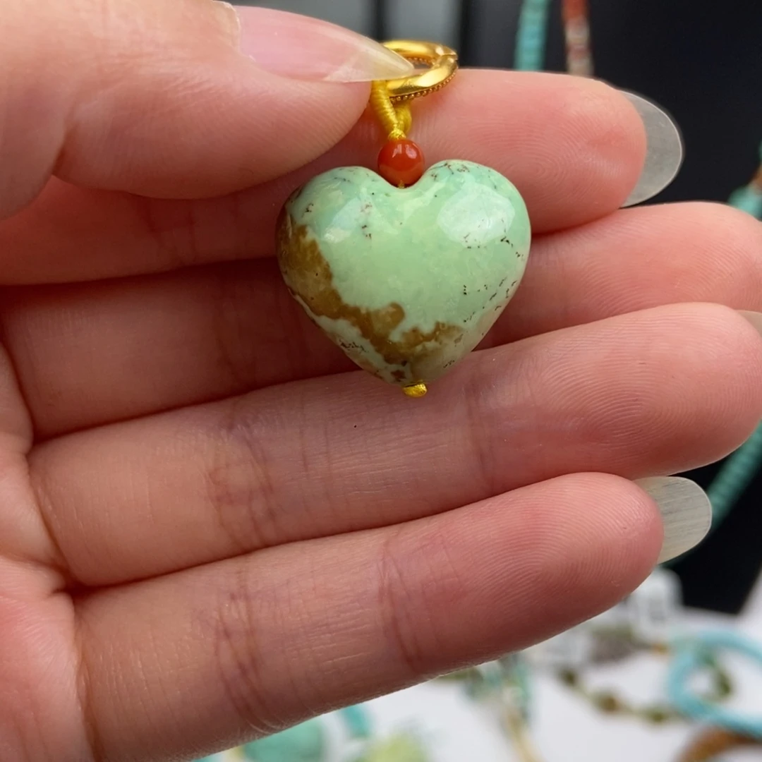 未镶嵌绿松石珠宝奇石