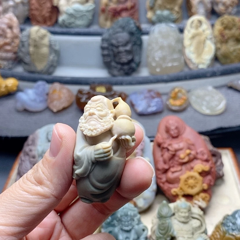 【闪购商品】定制石英质玉吊坠未镶嵌