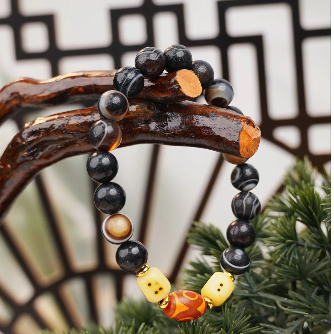 DZ7822【新年福利】清代 缠丝玛瑙圆珠 天宝顶珠 手串-HD