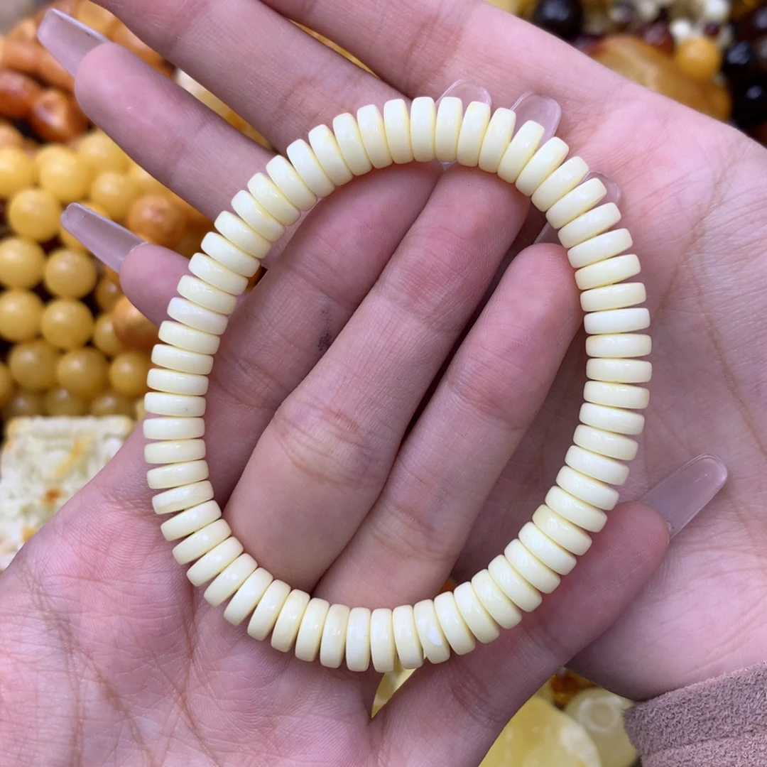 琥珀未镶嵌珠宝奇石8.2