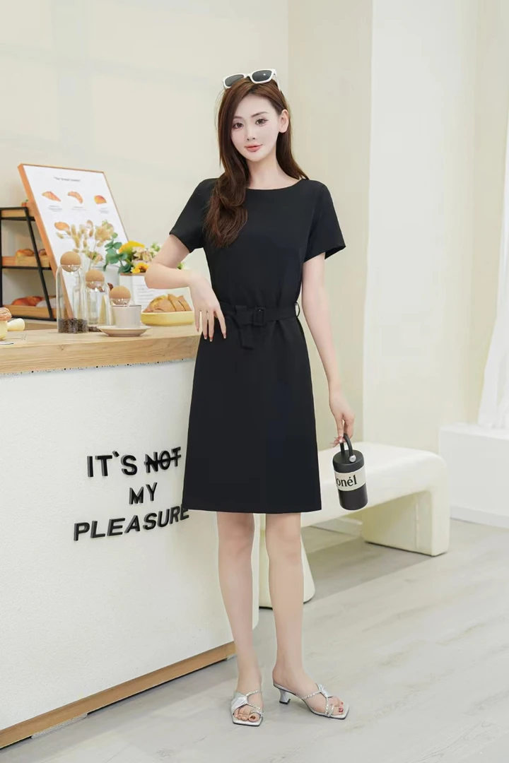 精致优雅圆领小个子连衣裙女夏季显高显瘦气质日常收腰裙B2328