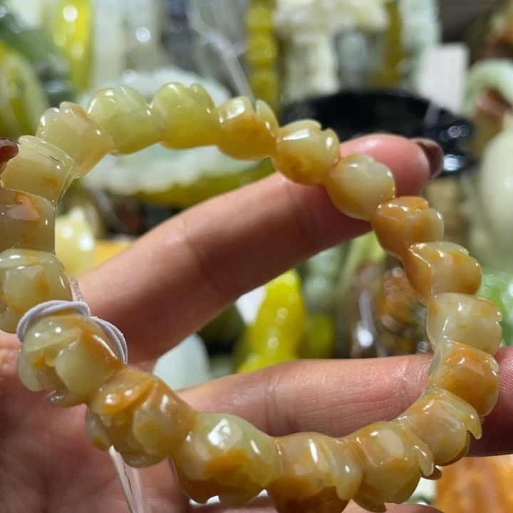 岫玉未镶嵌手镯54.55