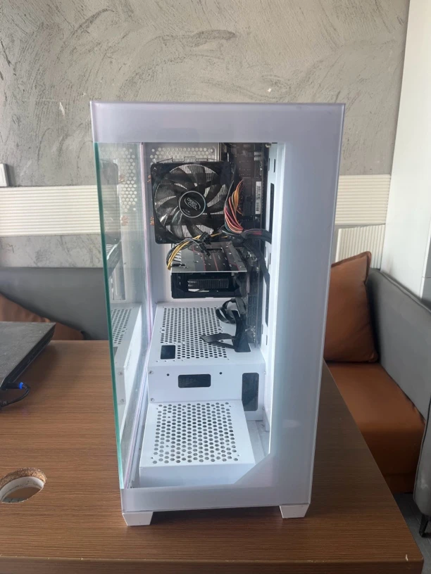 9新 Gigabyte/技嘉 i99980hk组装电脑游戏主机