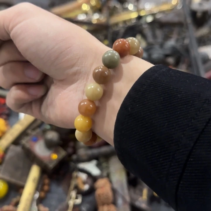 青花瓷器小盖子放漏