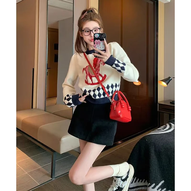 早秋流行穿搭小个子法式气质撞色卡通针织毛衣灯芯绒半身裙两件套