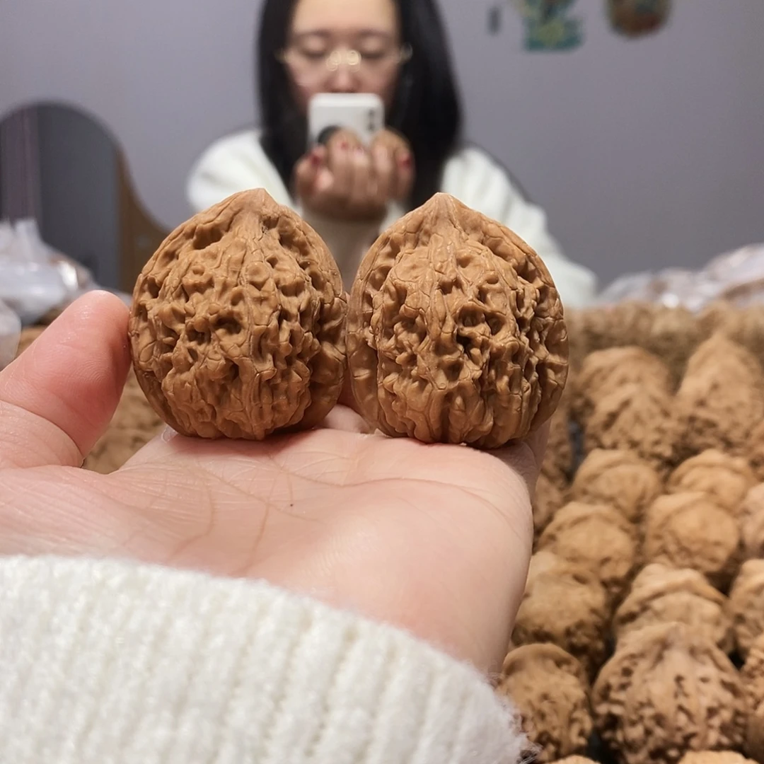 文玩核桃吊坠蚂蚁王37