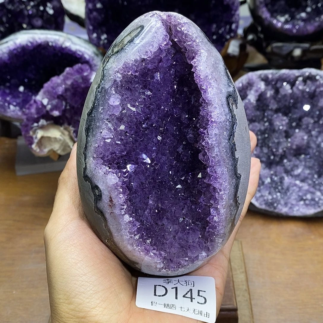 紫晶未镶嵌大型摆件（非配饰）