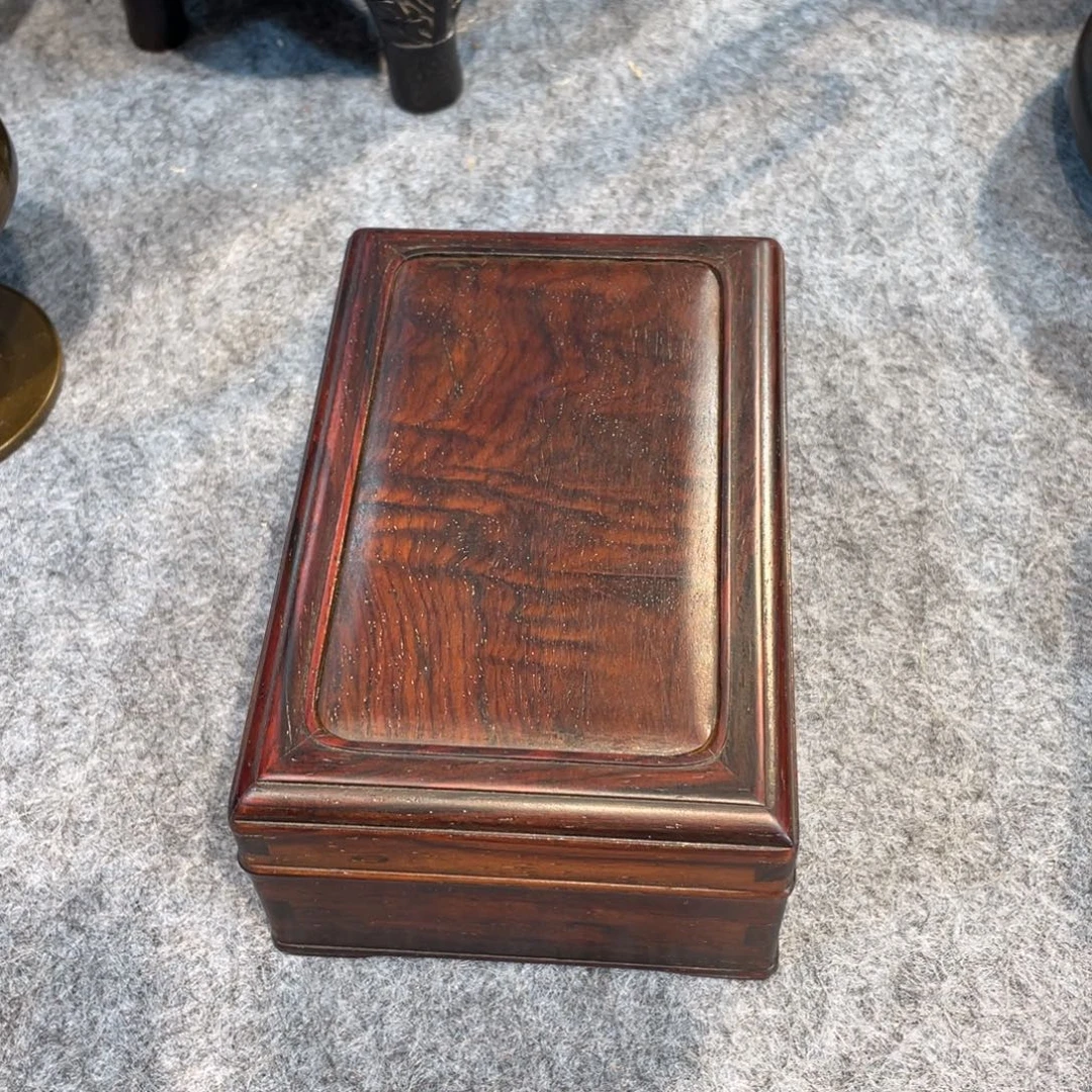 用***4木木藏精品系列产品扣盒