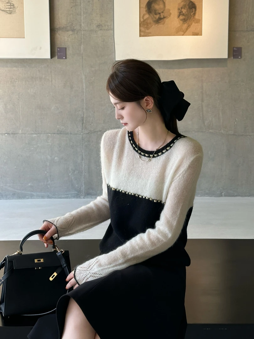 R123284W修身长袖毛针织衫法式时尚薄款拼接不起球针织衫撞色