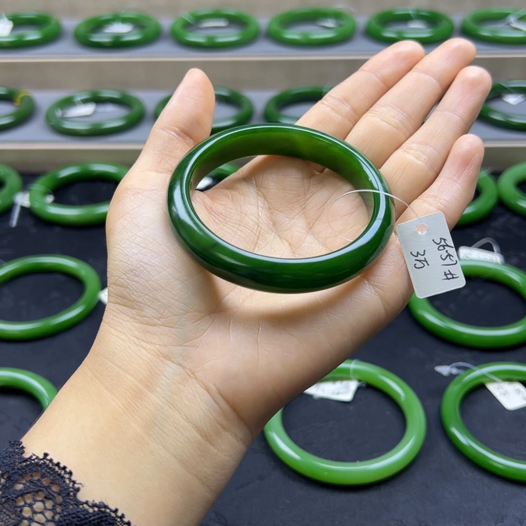 和田玉（碧玉）未镶嵌手镯菠菜绿