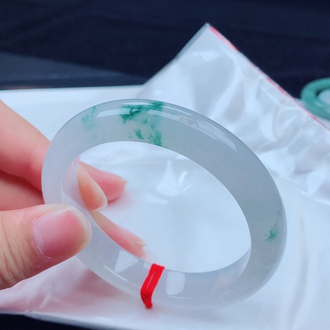 翡翠手镯未镶嵌天然缅甸翡翠A货手镯