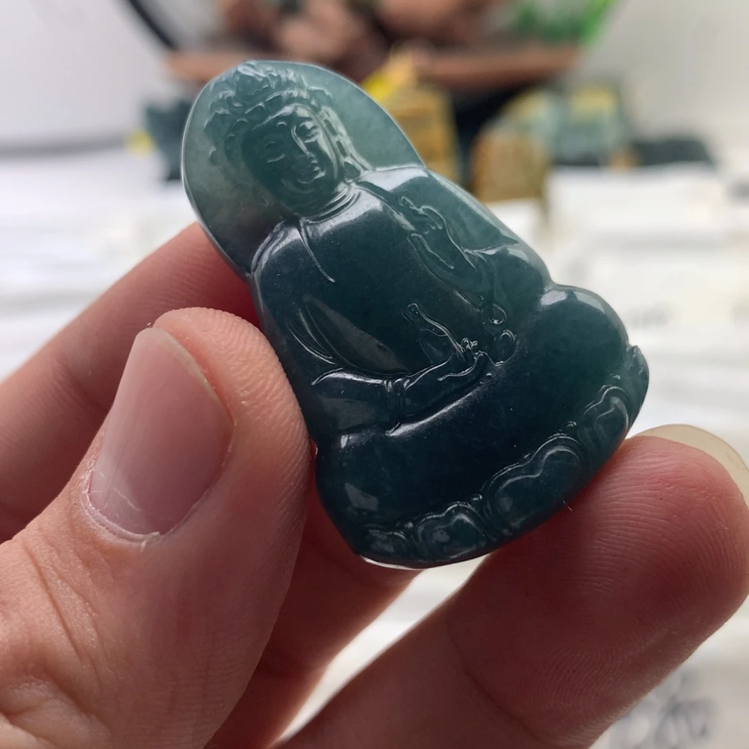 颈饰未镶嵌翡翠素衣