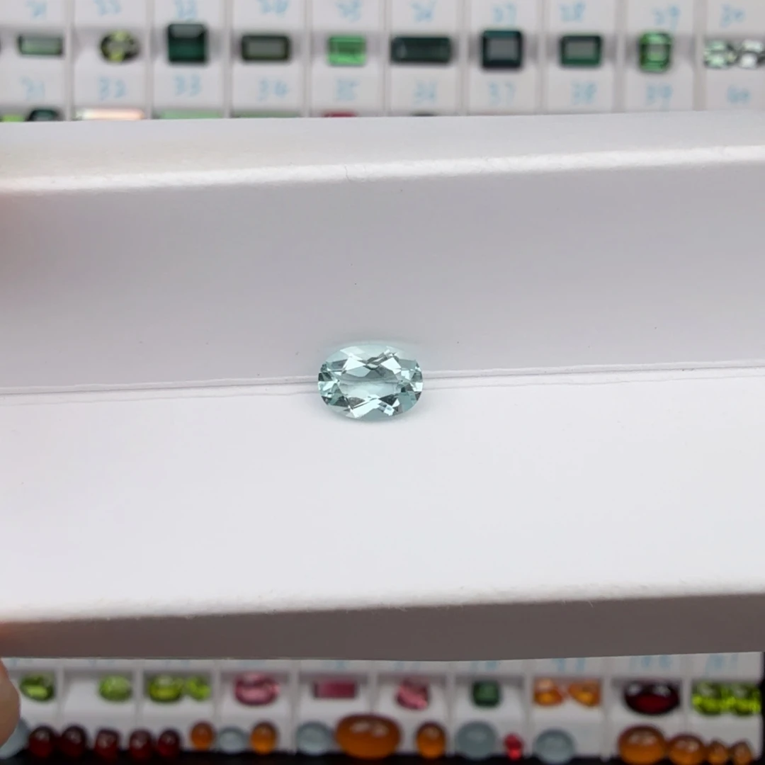 海蓝宝石裸石天然0.71克拉