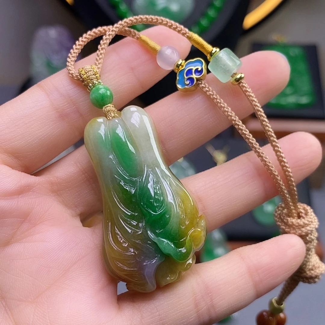 吊坠(赠链)未镶嵌翡翠