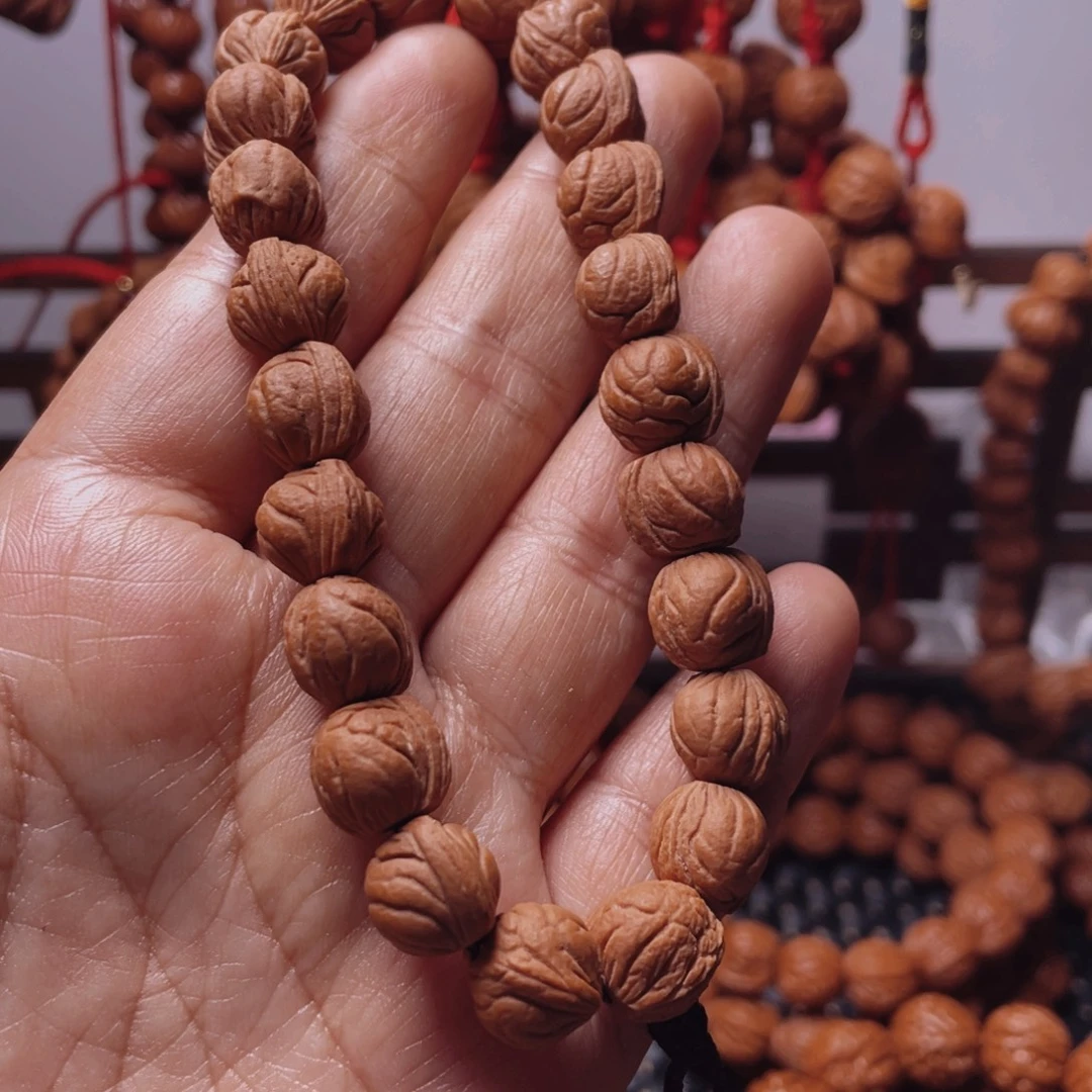 木质类龙纹桃枭手串