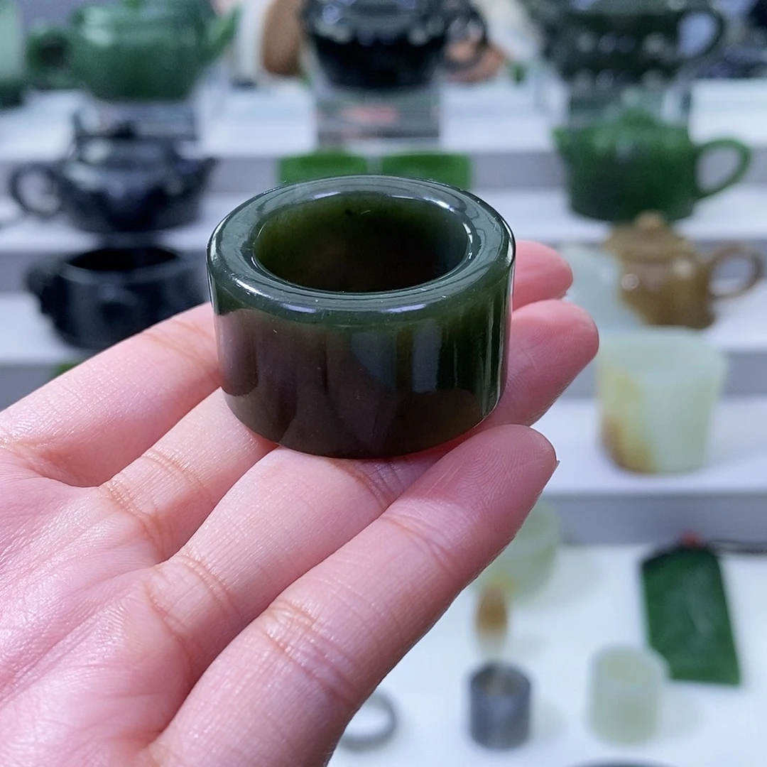 和田玉未镶嵌挂件扳指