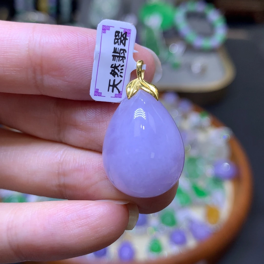 翡翠18K金镶嵌颈饰翡翠吊坠项链